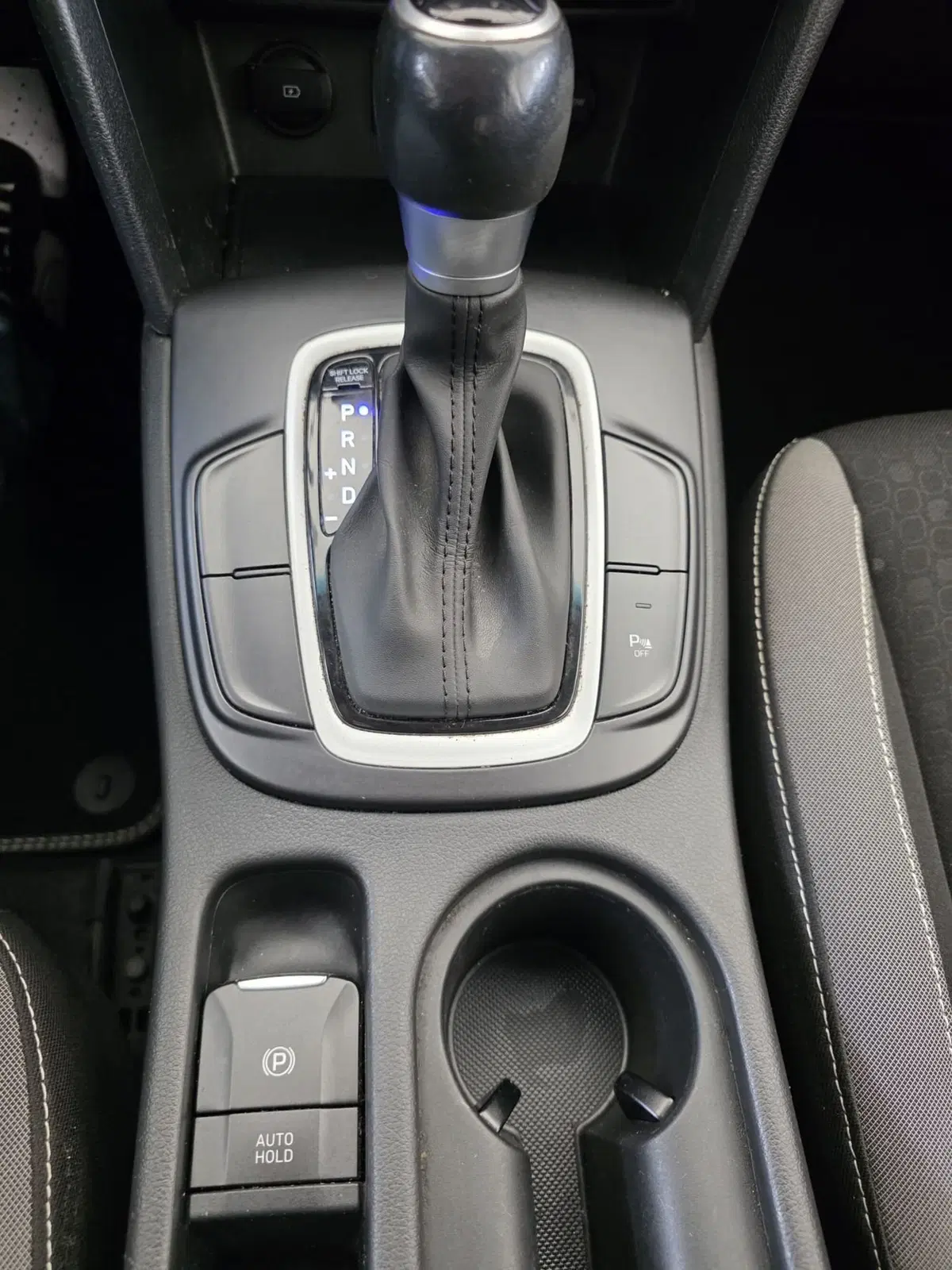 Hyundai Kona usata a Firenze (14)