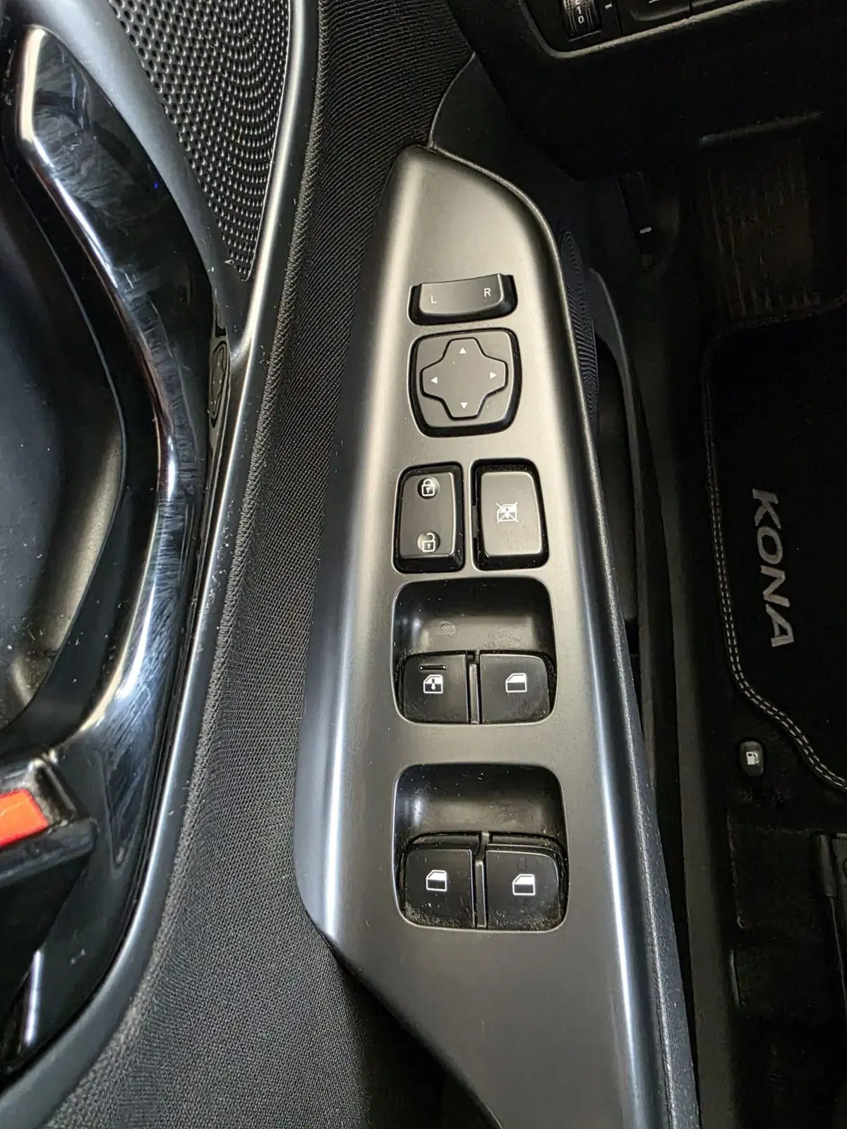 Hyundai Kona usata a Firenze (15)