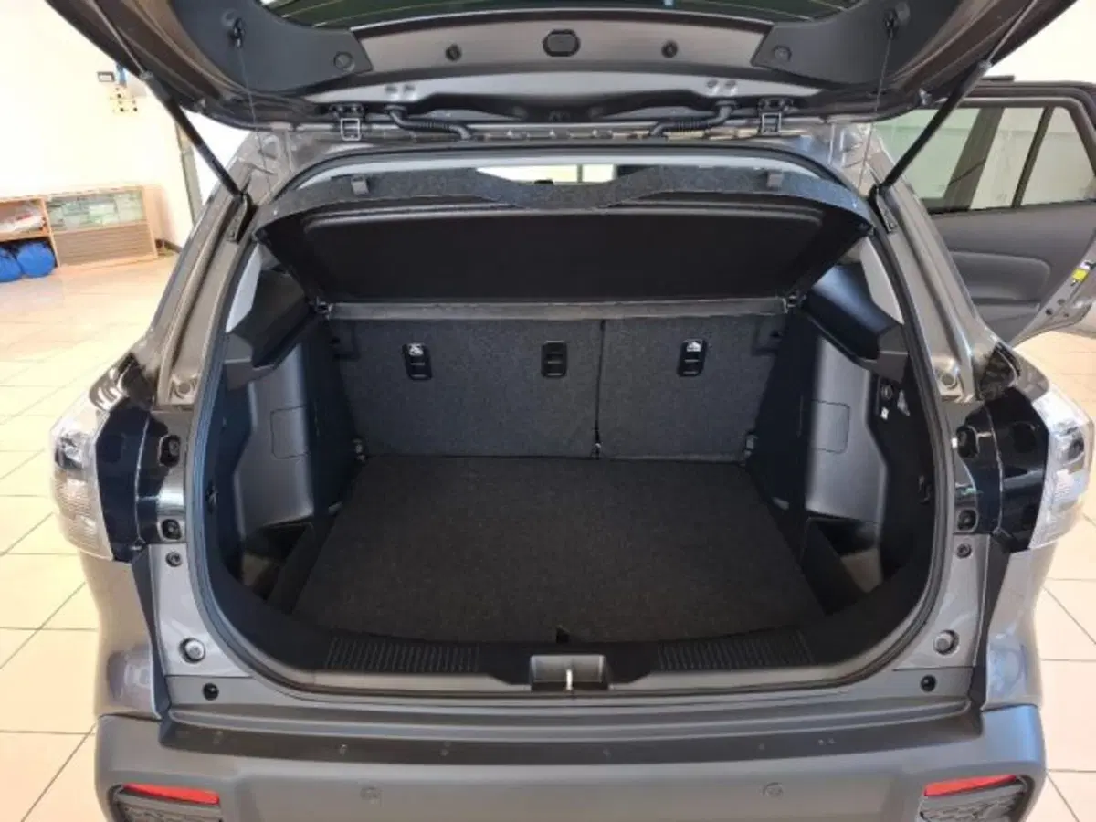 Suzuki S-Cross nuova a Reggio Emilia (16)