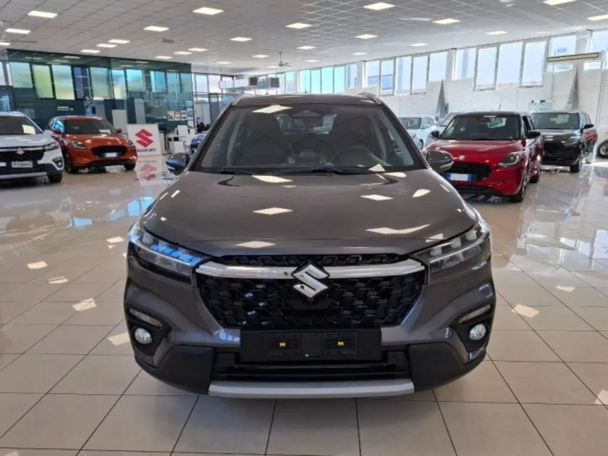 Suzuki S-Cross nuova a Reggio Emilia (9)
