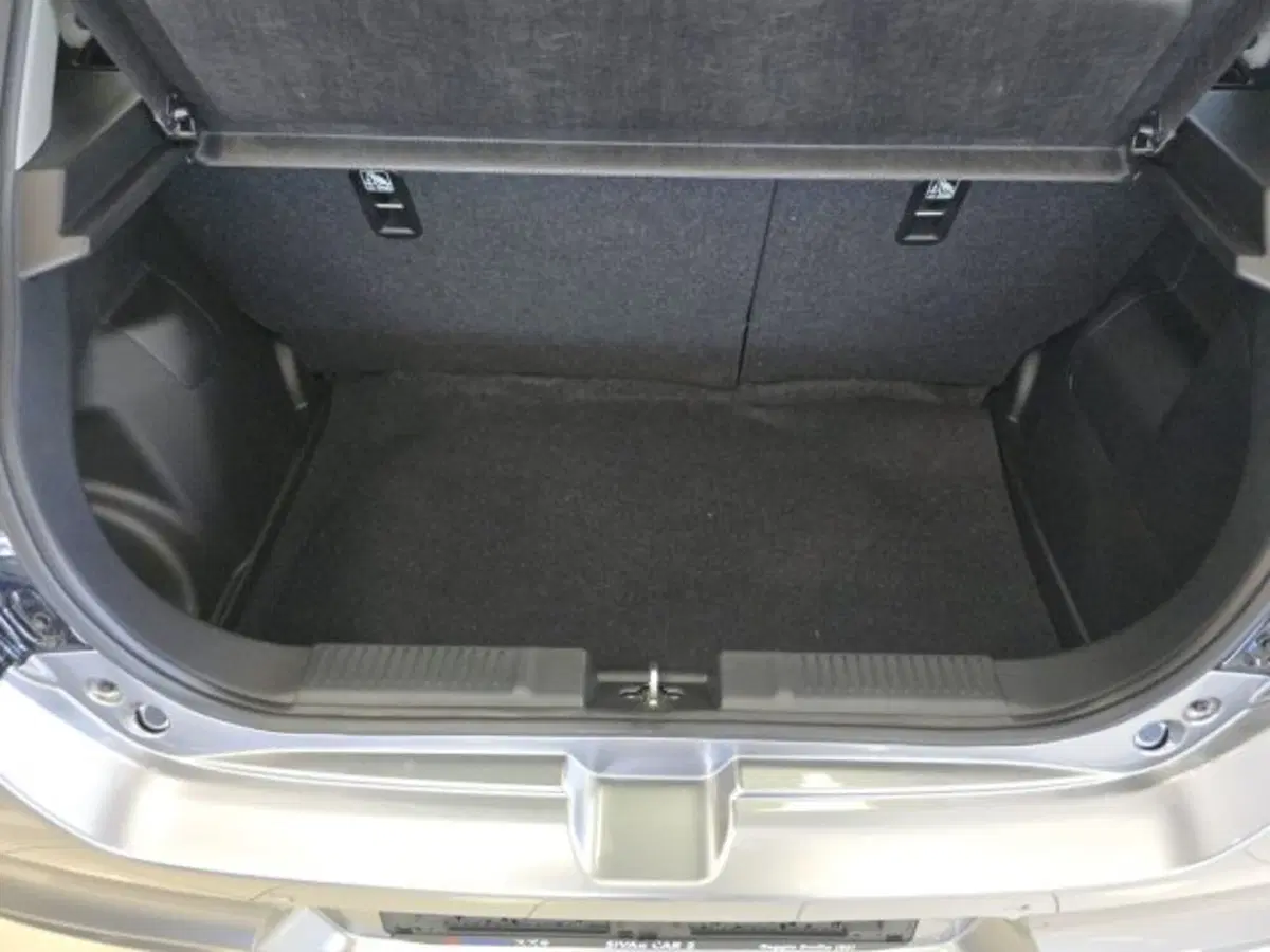 Suzuki Swift nuova a Reggio Emilia (17)
