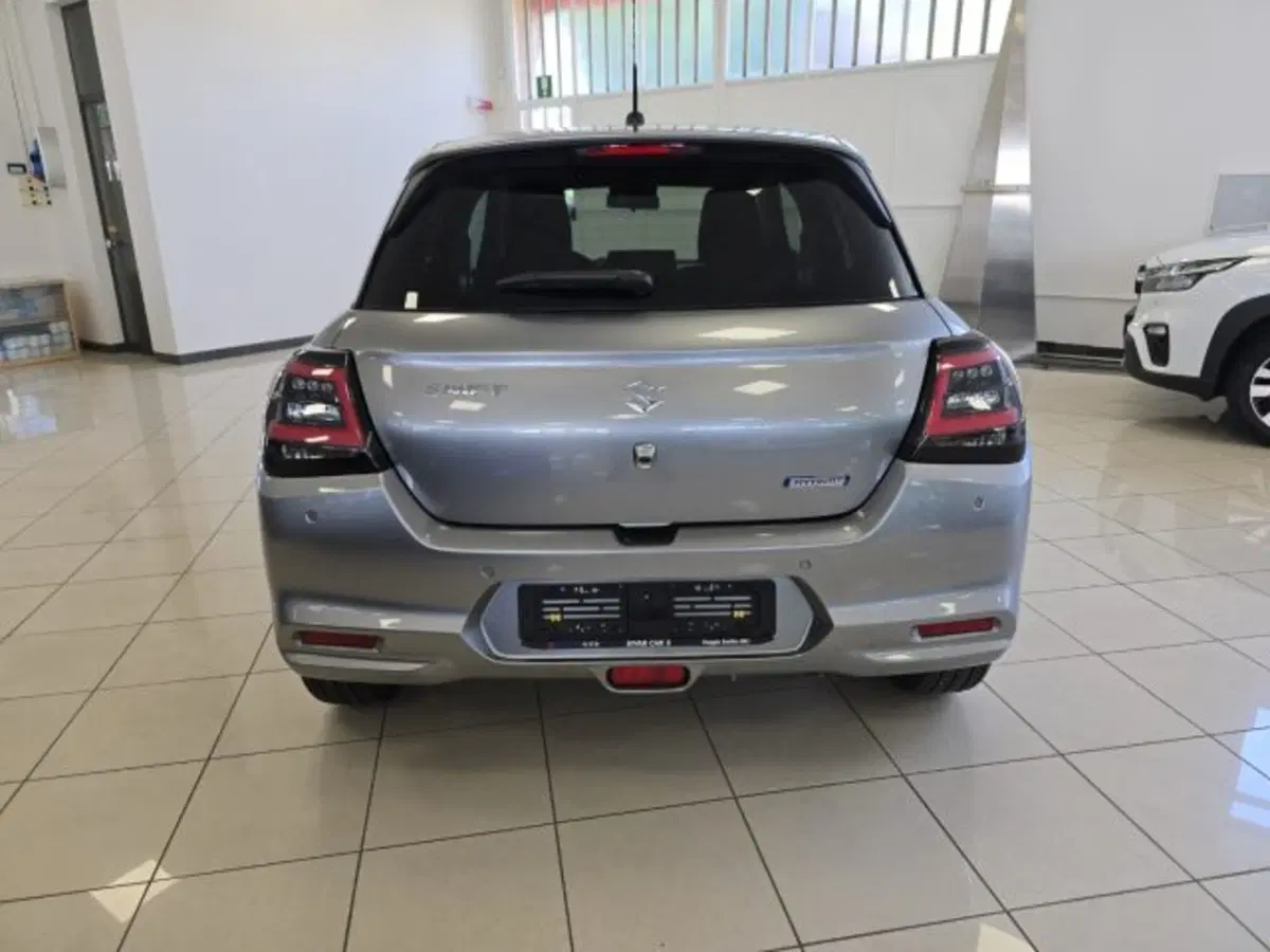Suzuki Swift nuova a Reggio Emilia (5)