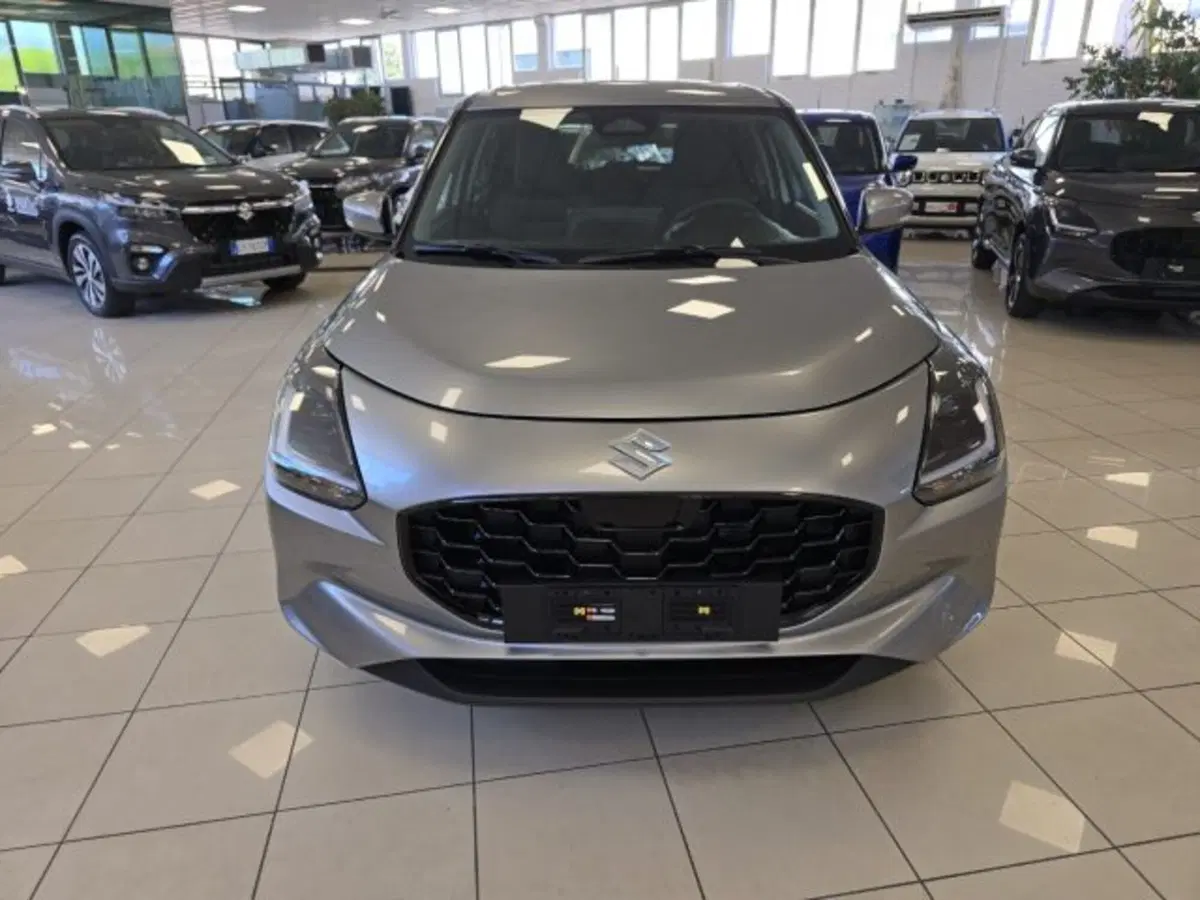 Suzuki Swift nuova a Reggio Emilia (9)