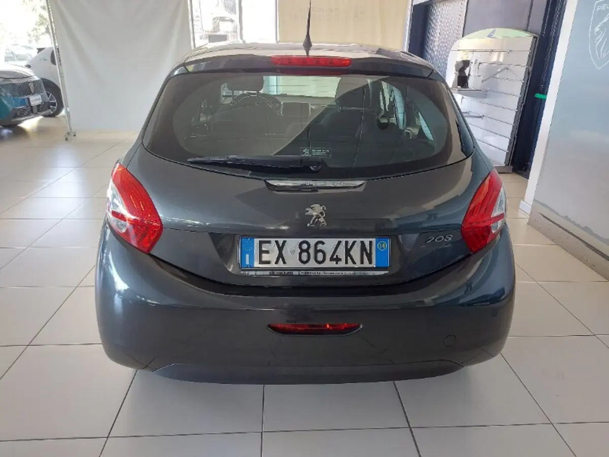 Peugeot 208 usata a Pordenone (5)