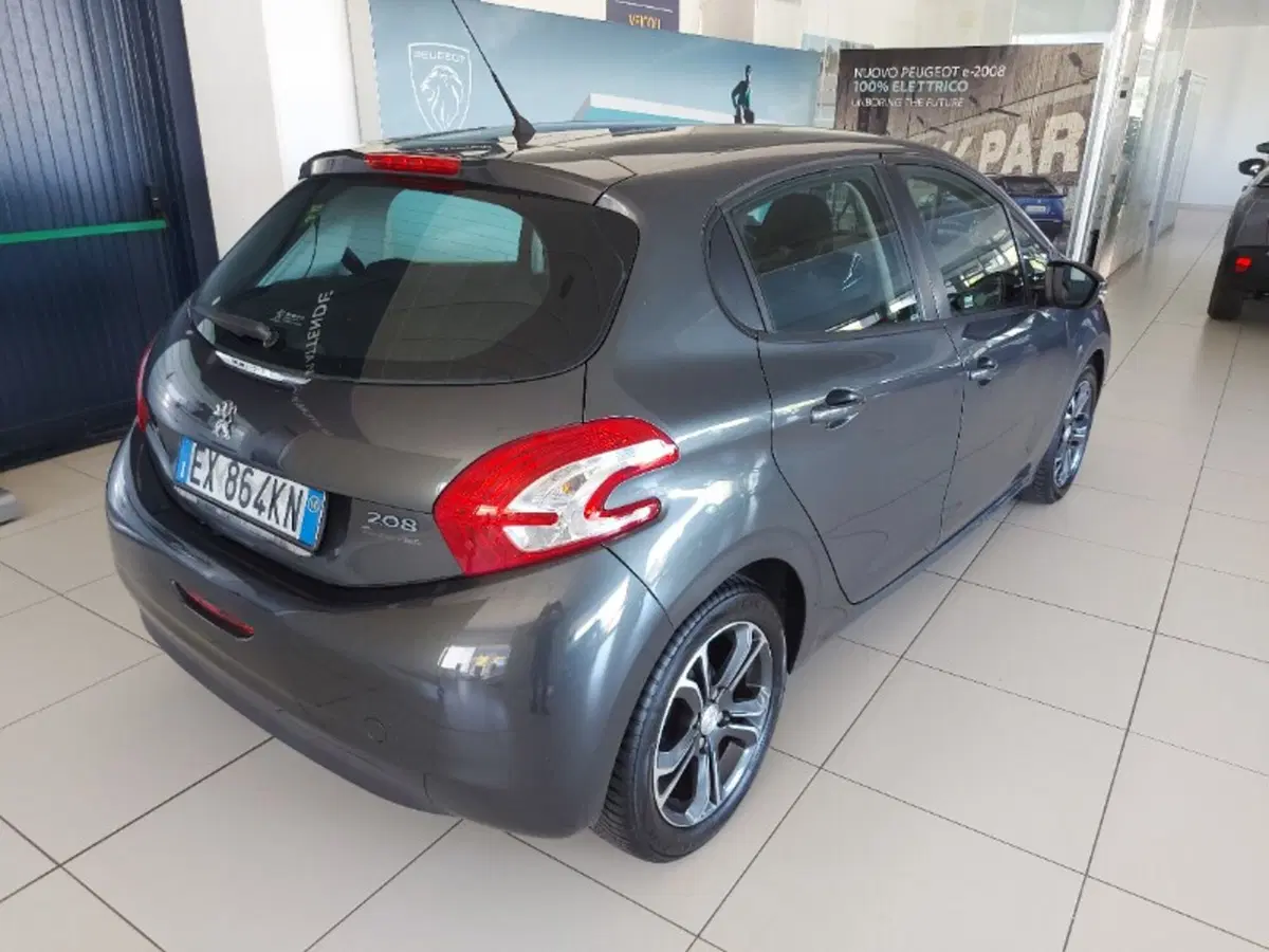 Peugeot 208 usata a Pordenone (6)