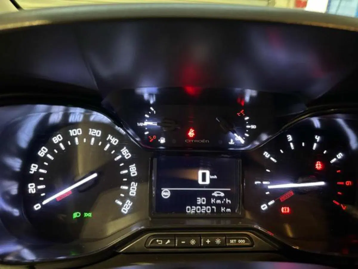 Citroen C3 Aircross usata a Caserta (8)