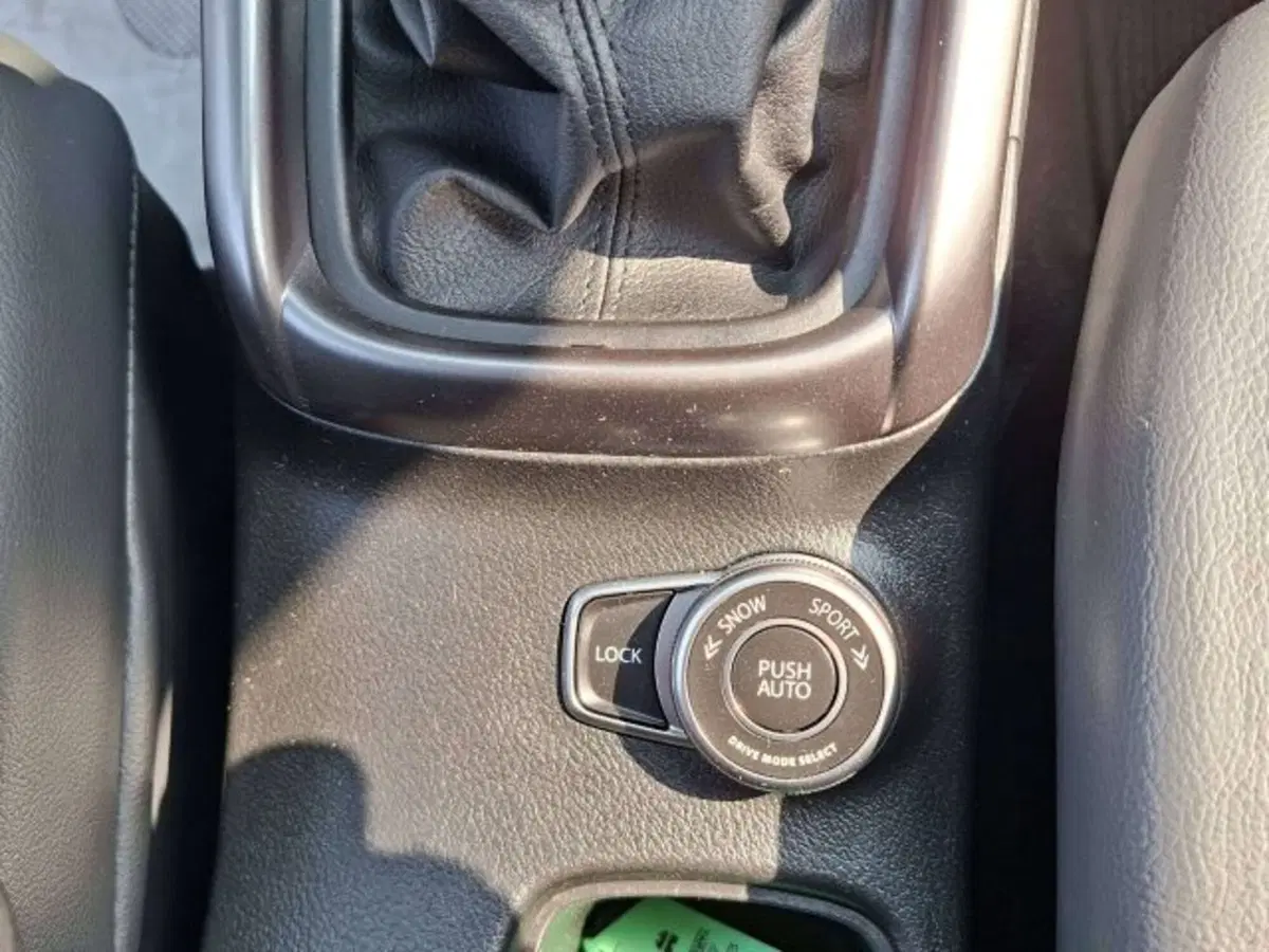 Suzuki S-Cross usata a Como (12)