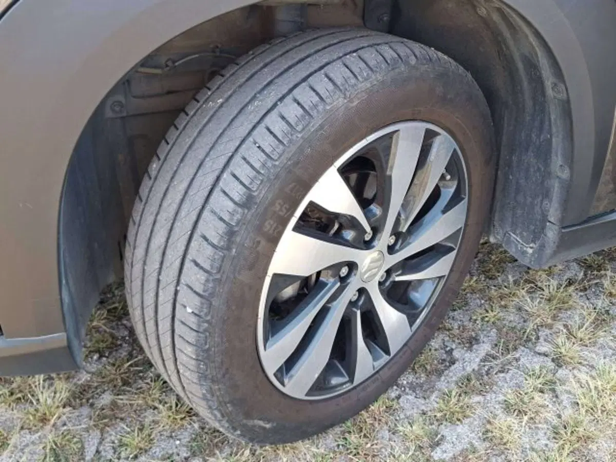 Suzuki S-Cross usata a Como (14)