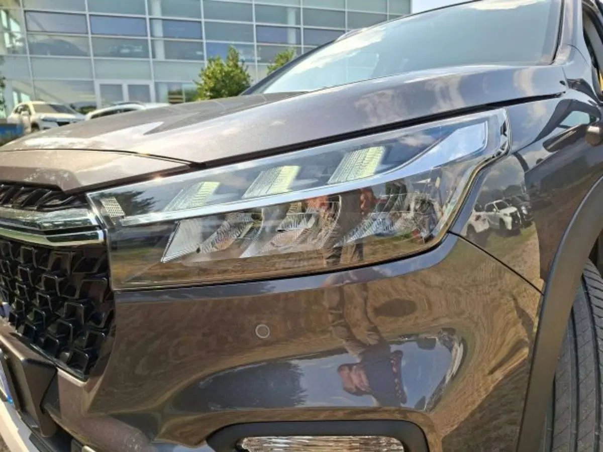 Suzuki S-Cross usata a Como (15)