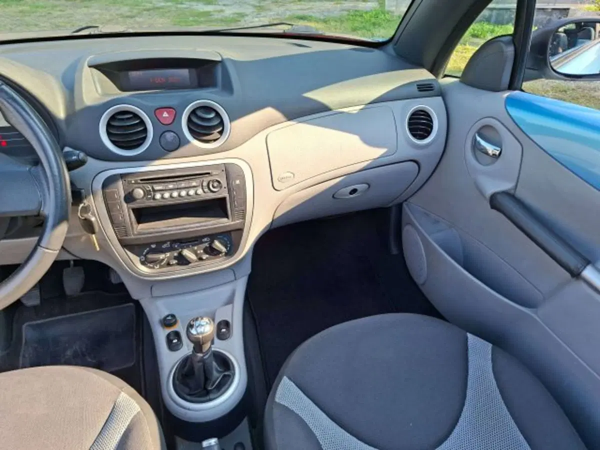 Citroen C3 Cabrio usata a Como (9)