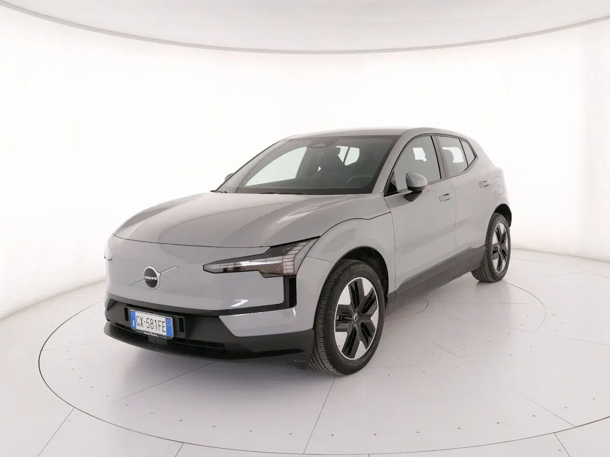 Volvo EX30 usata a Roma