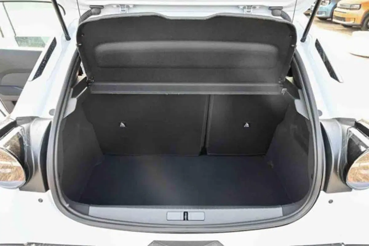 Lancia Ypsilon nuova a Torino (5)