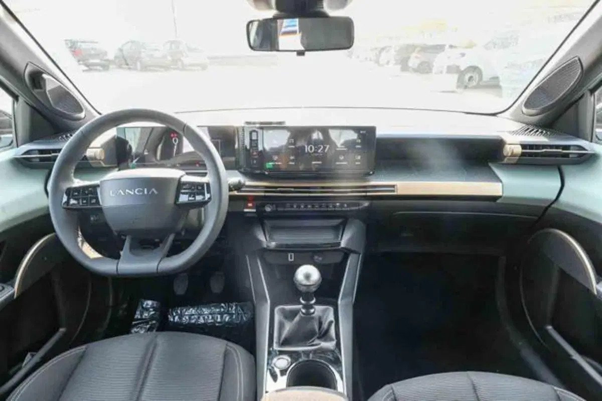Lancia Ypsilon nuova a Torino (7)