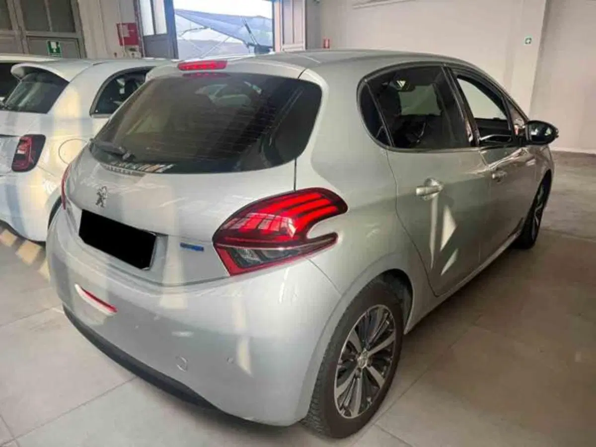 Peugeot 208 usata a Torino (3)