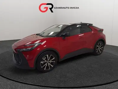 Toyota Toyota C-HR 1.8 hv Lounge fwd e-cvt del 2024 usata a Alfiano Natta