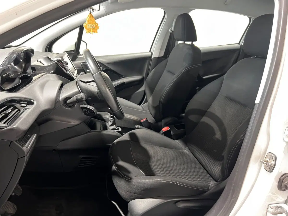 Peugeot 208 usata a Alessandria (12)
