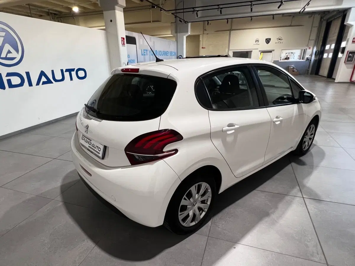 Peugeot 208 usata a Alessandria (8)