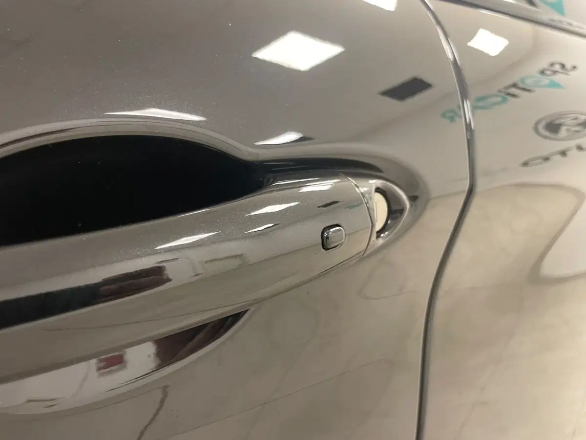 Alfa Romeo Stelvio usata a Alessandria (8)
