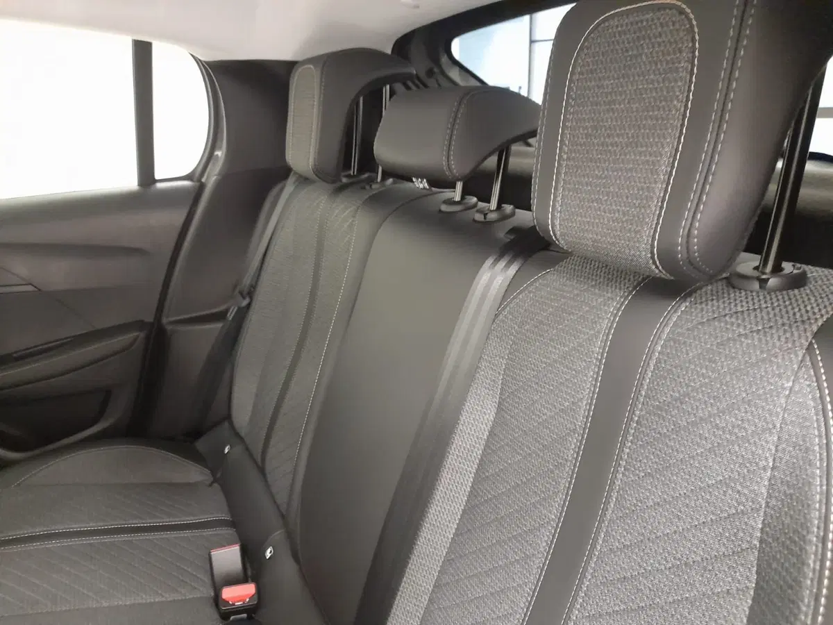 Peugeot 208 usata a Alessandria (20)