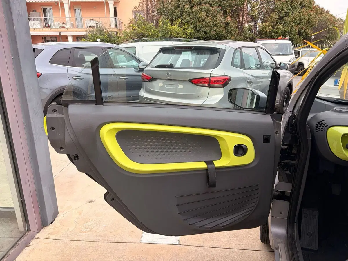 Xev XEV YoYo nuova a Imperia (10)