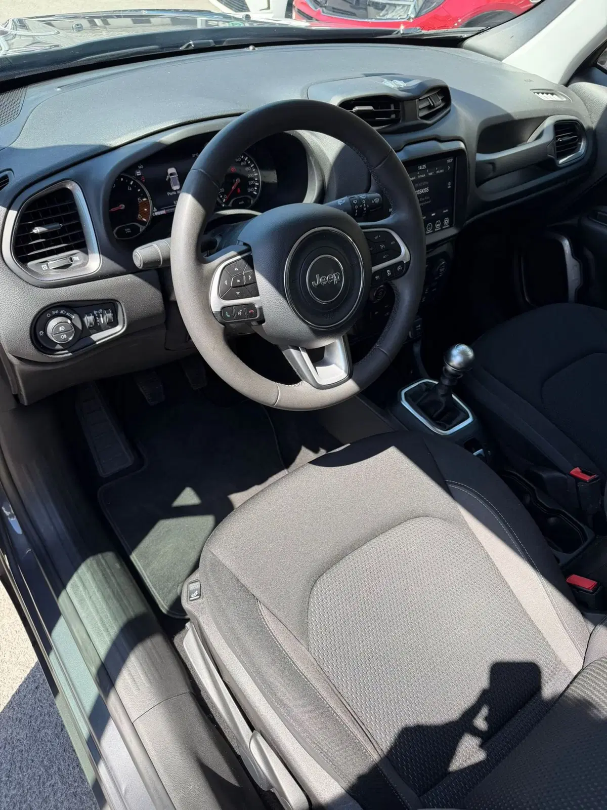 Jeep Renegade usata a Imperia (11)