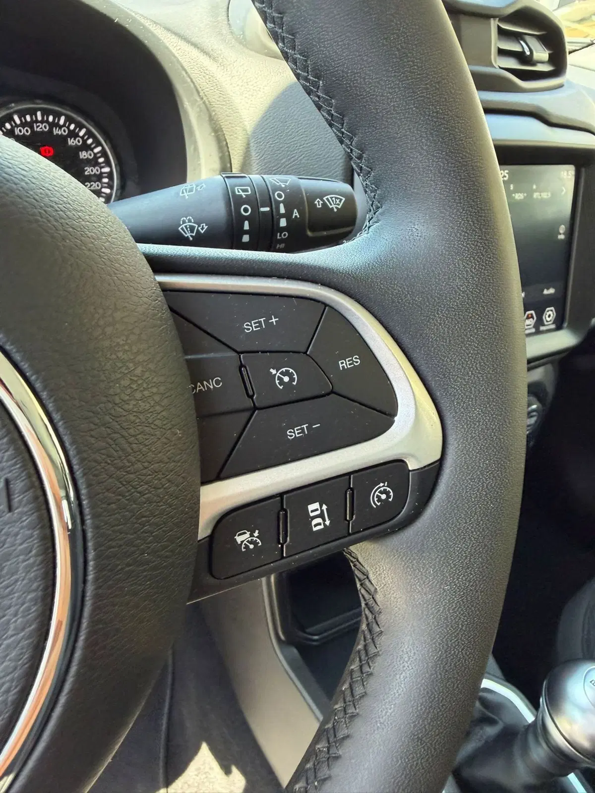 Jeep Renegade usata a Imperia (13)