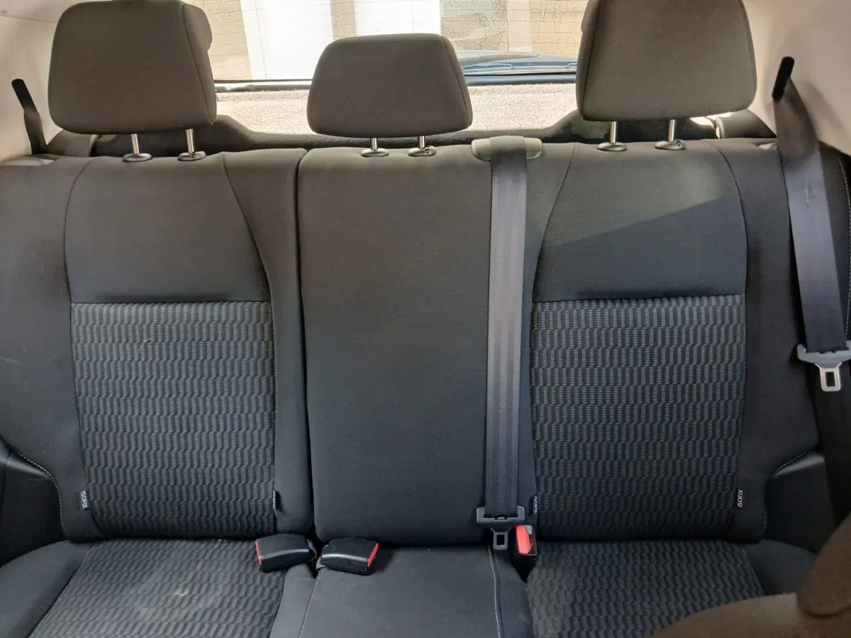 Peugeot 208 usata a Imperia (14)