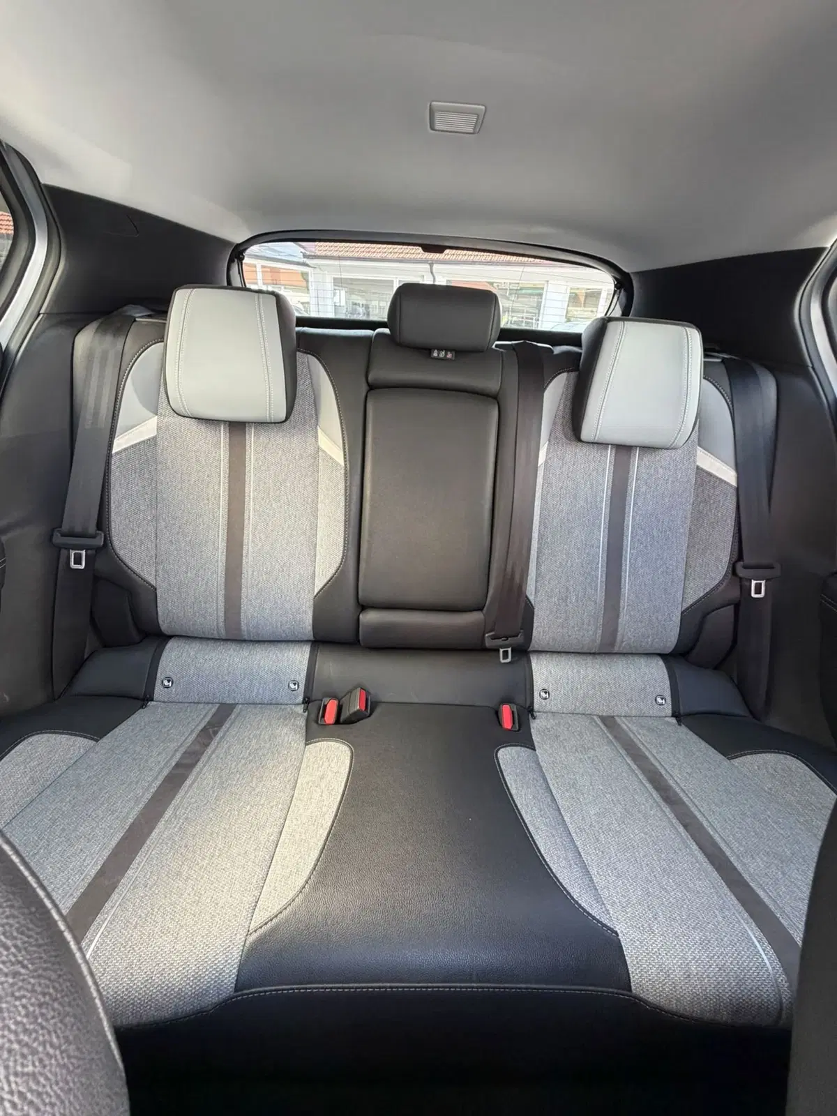 Opel Astra usata a Imperia (17)