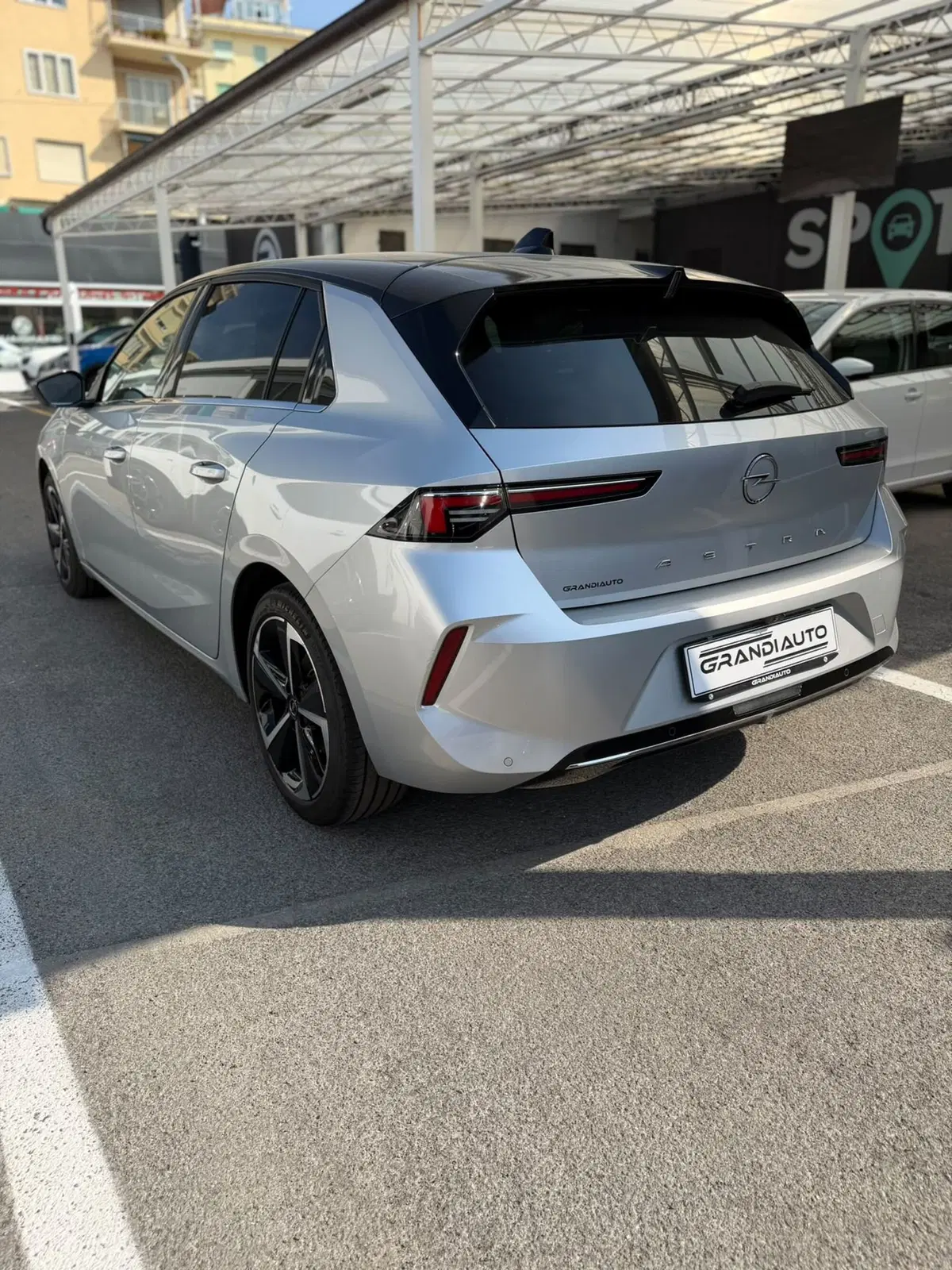 Opel Astra usata a Imperia (6)