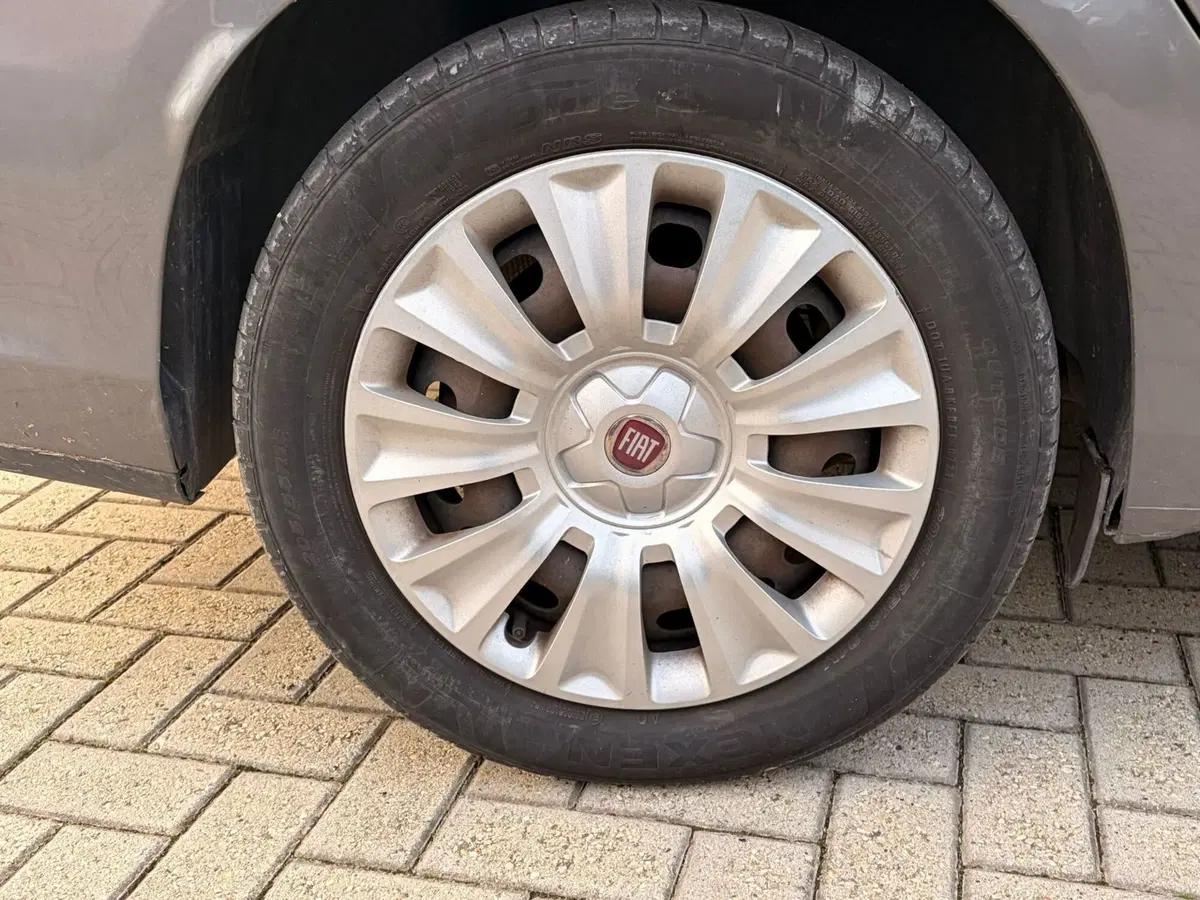 Fiat Tipo Station Wagon usata a Savona (12)
