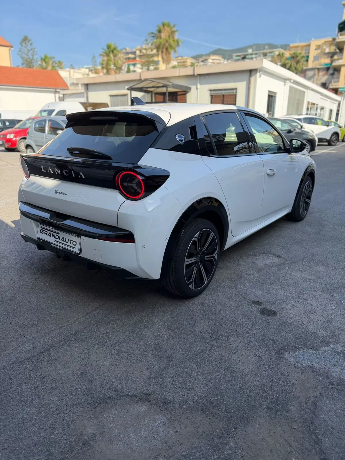 Lancia Ypsilon usata a Imperia (6)