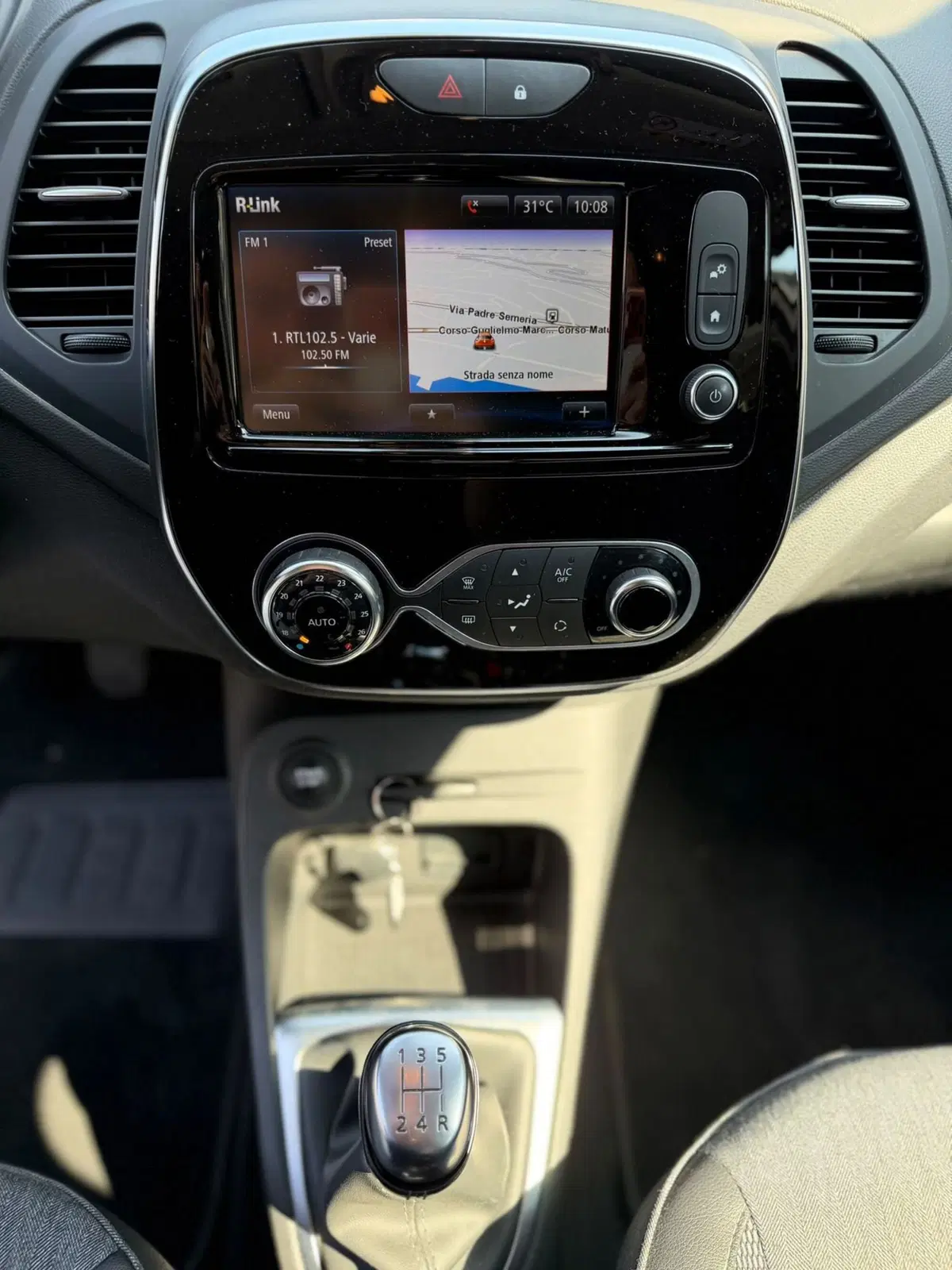 Renault Captur usata a Imperia (12)