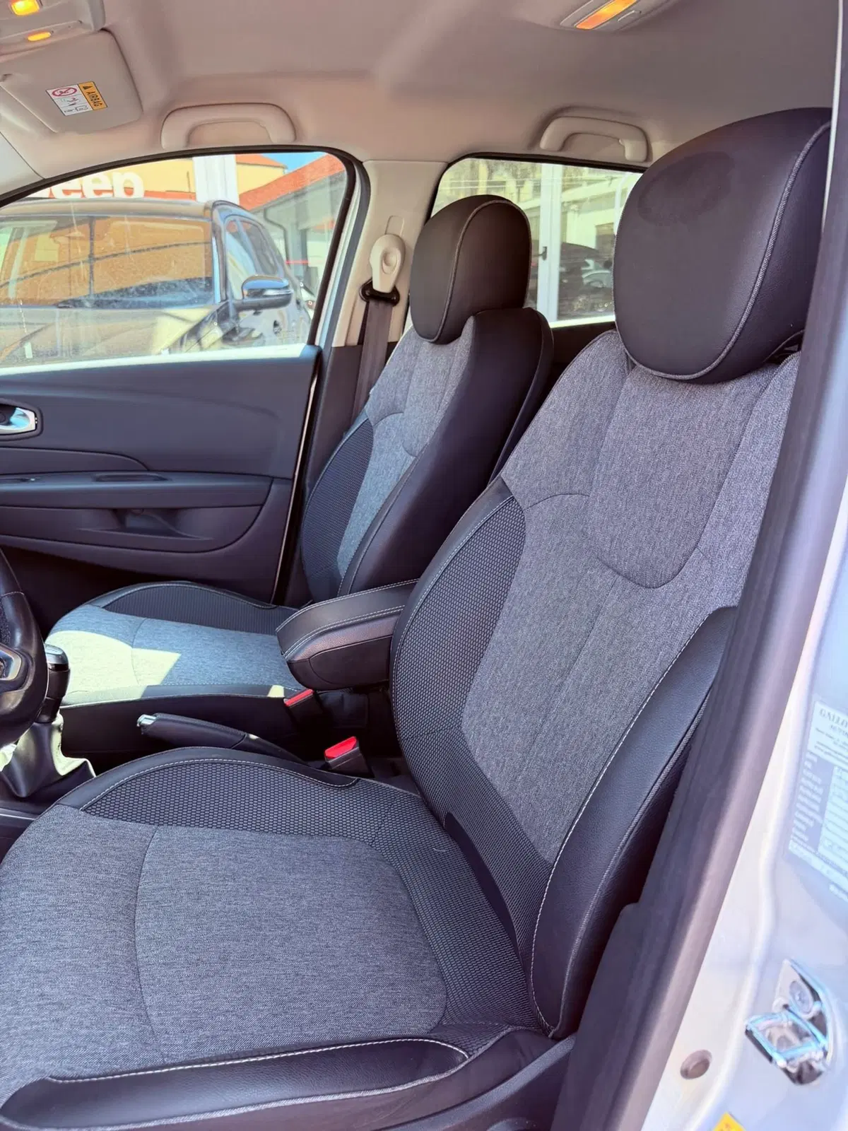 Renault Captur usata a Imperia (15)