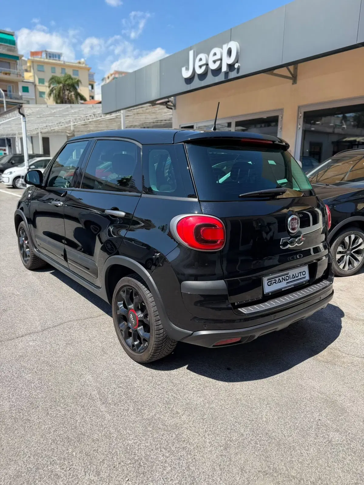 Fiat 500L usata a Imperia (5)