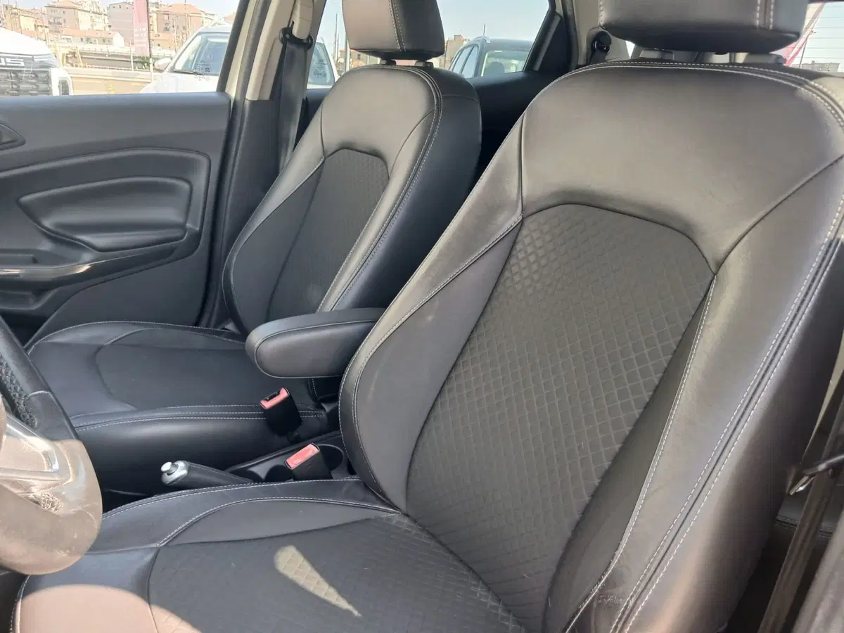 Ford EcoSport usata a Savona (13)