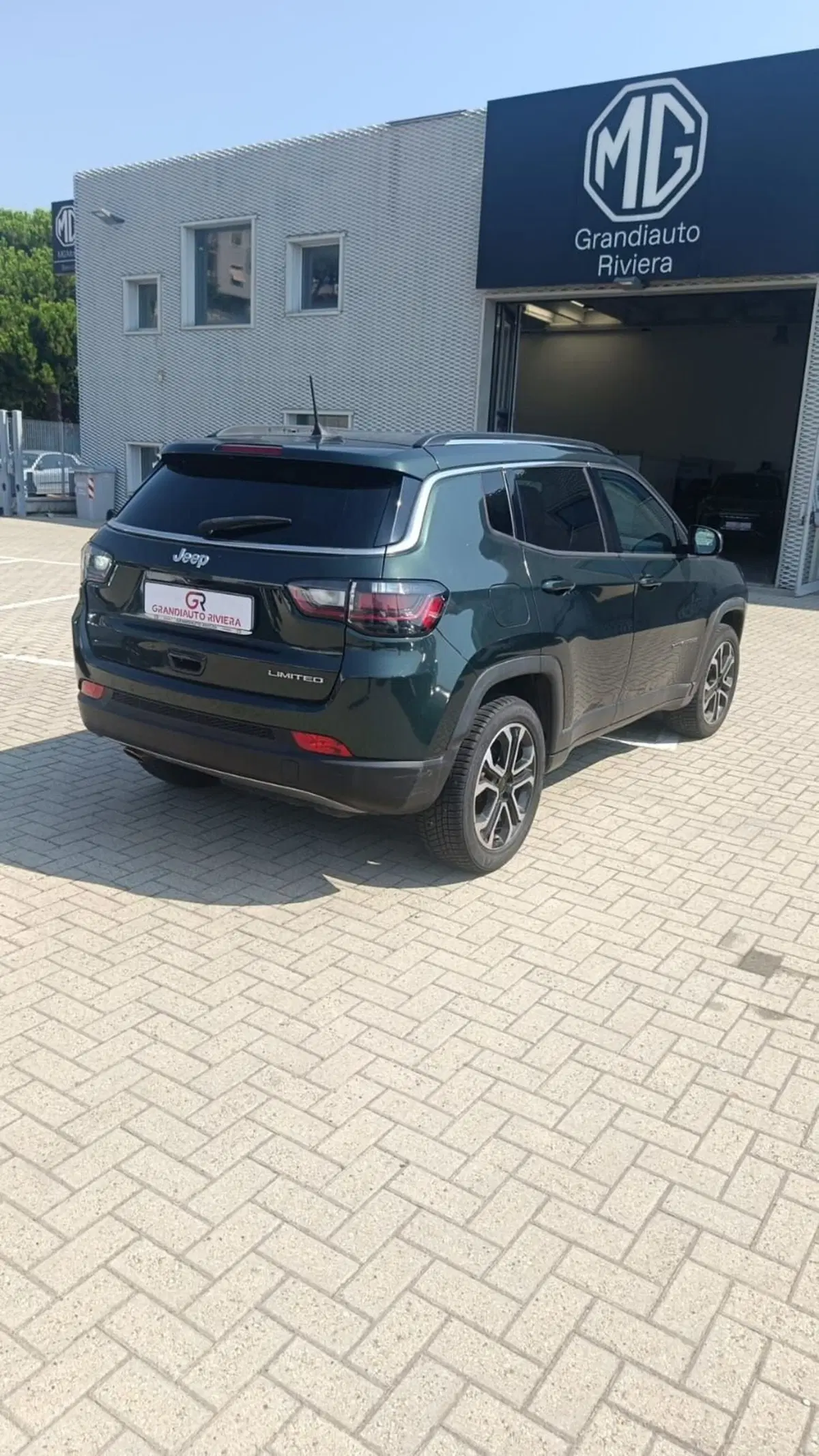 Jeep Compass usata a Savona (5)