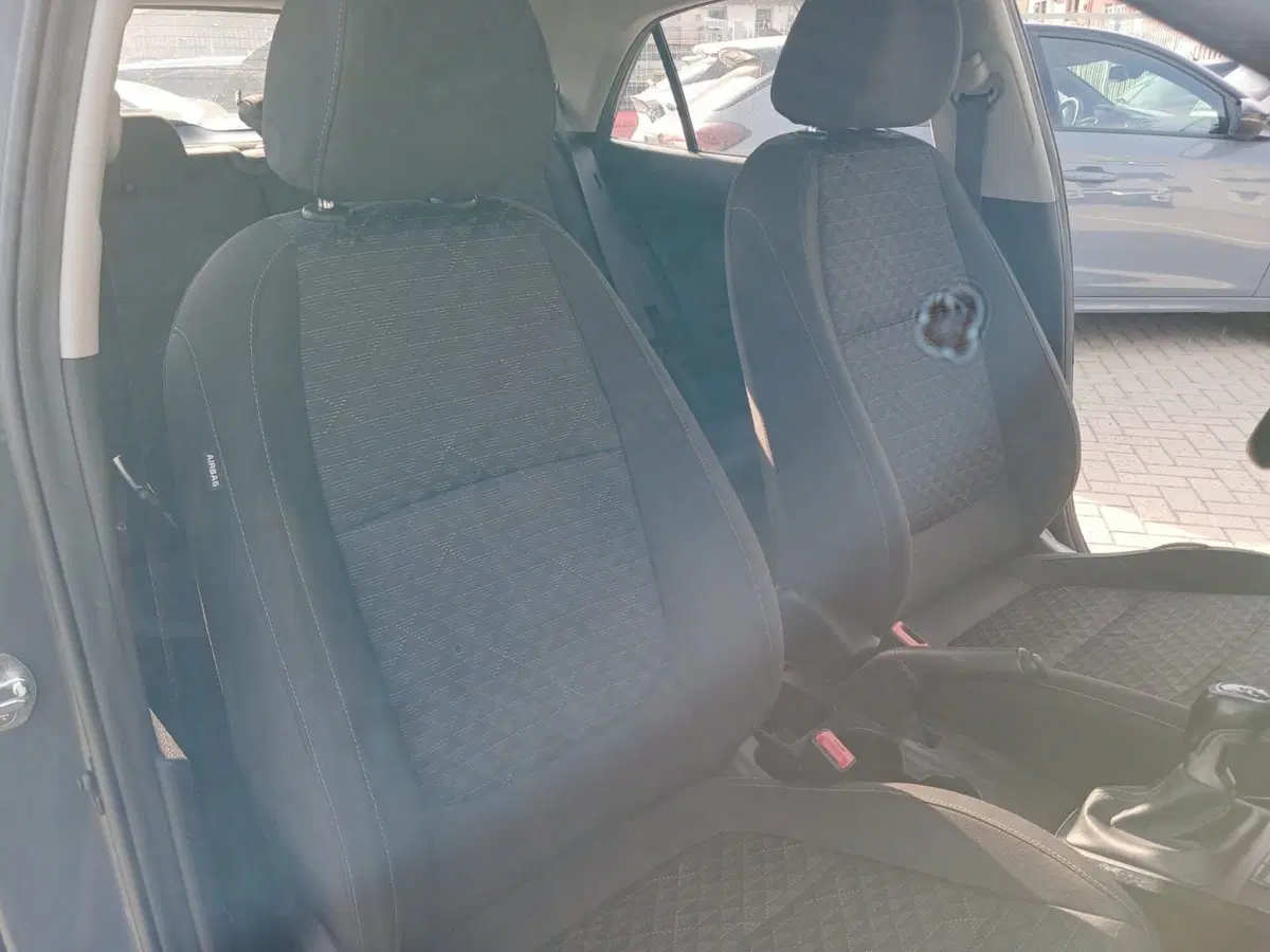 Kia Rio usata a Savona (15)