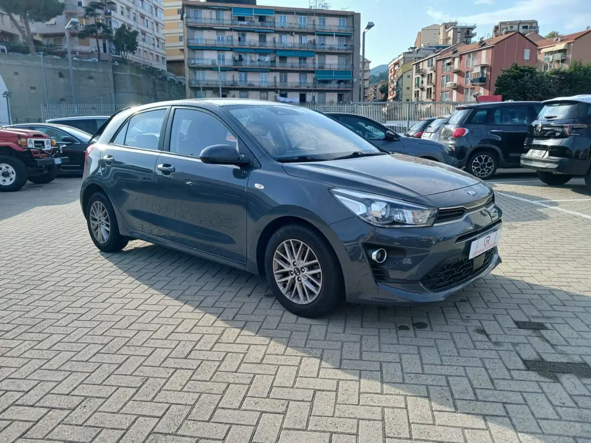 Kia Rio usata a Savona (3)