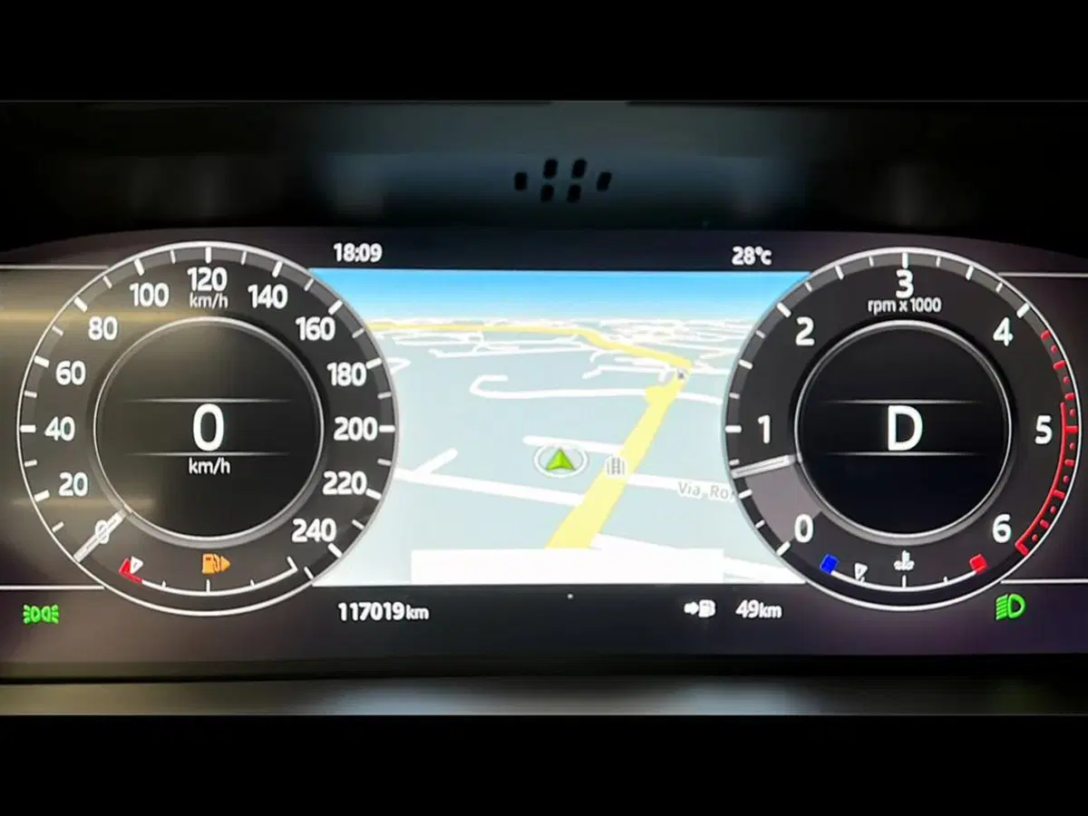 Land Rover Range Rover Sport usata a Varese (10)