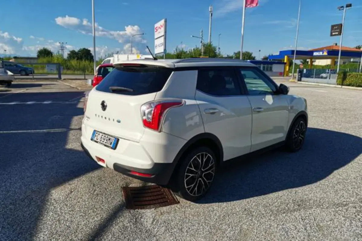 Ssangyong Tivoli usata a Udine (3)