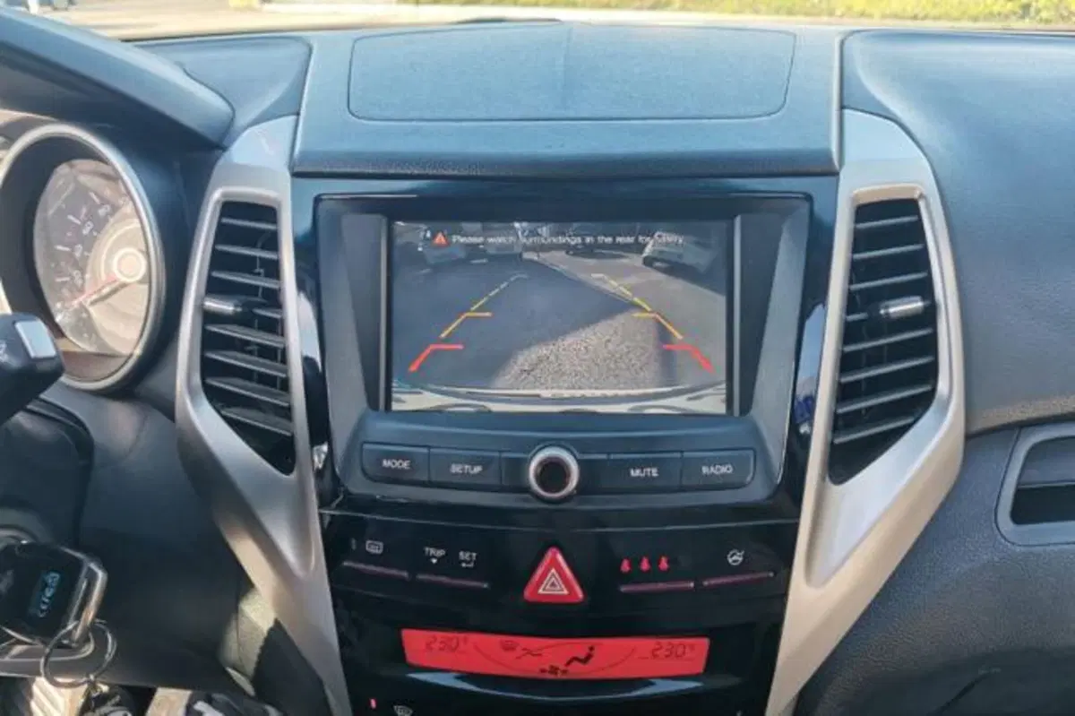 Ssangyong Tivoli usata a Udine (8)