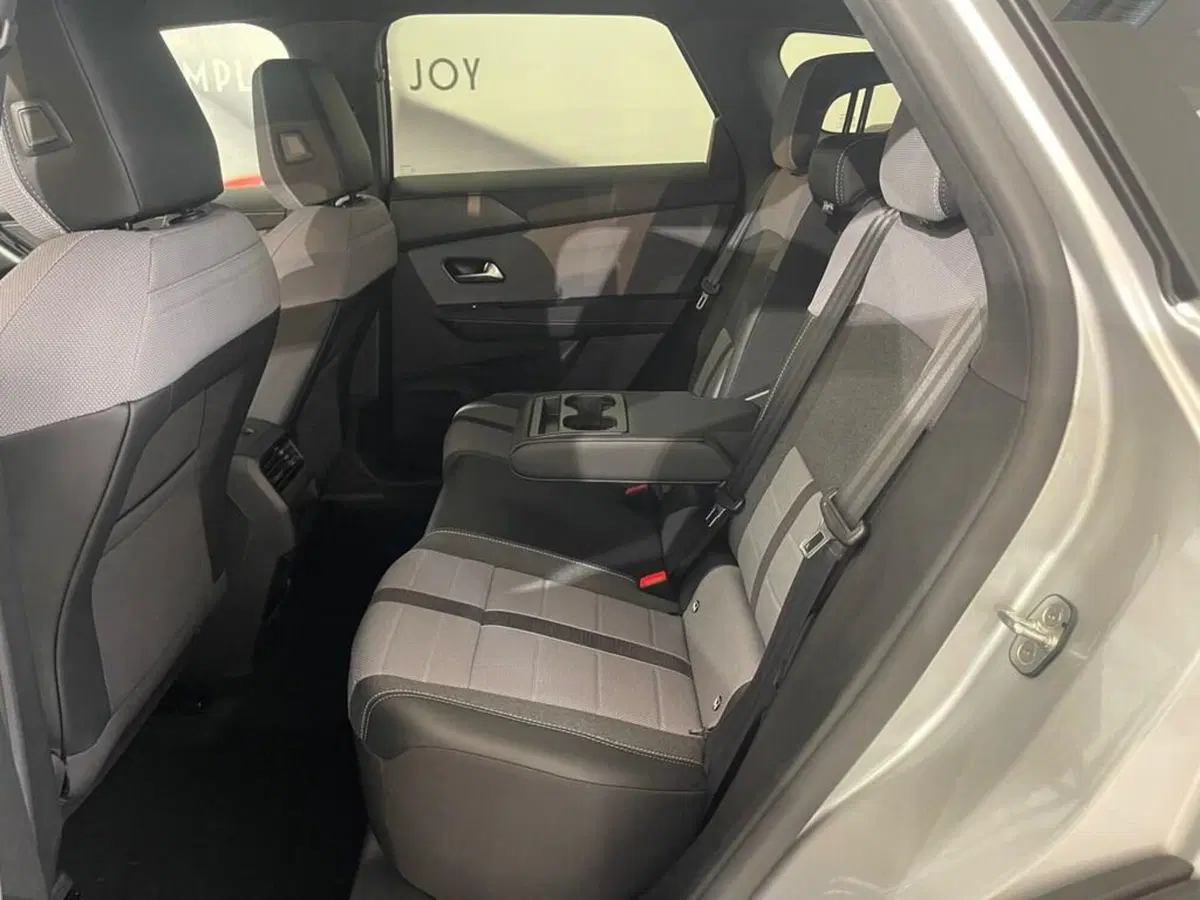 Opel Grandland nuova a Sondrio (10)