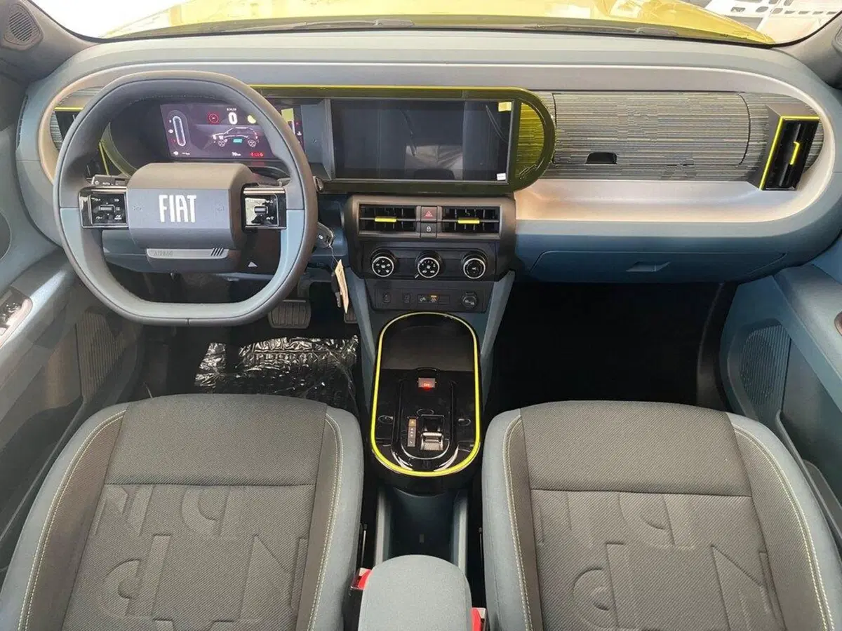 Fiat Grande Panda nuova a Sondrio (12)