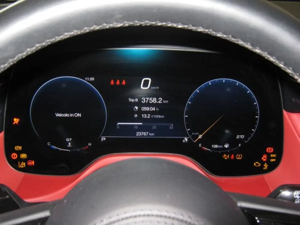 Maserati Grecale usata a Fermo (10)