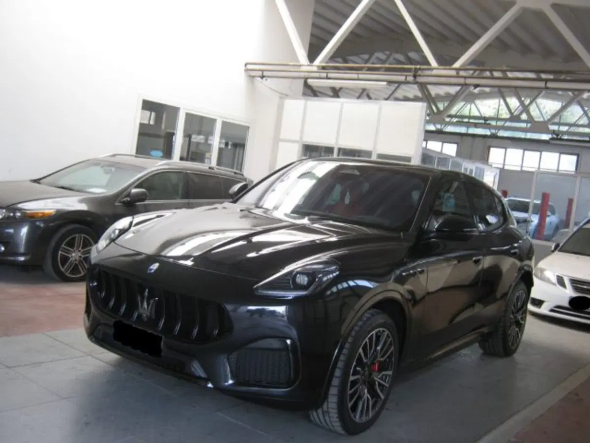 Maserati Grecale usata a Fermo (3)