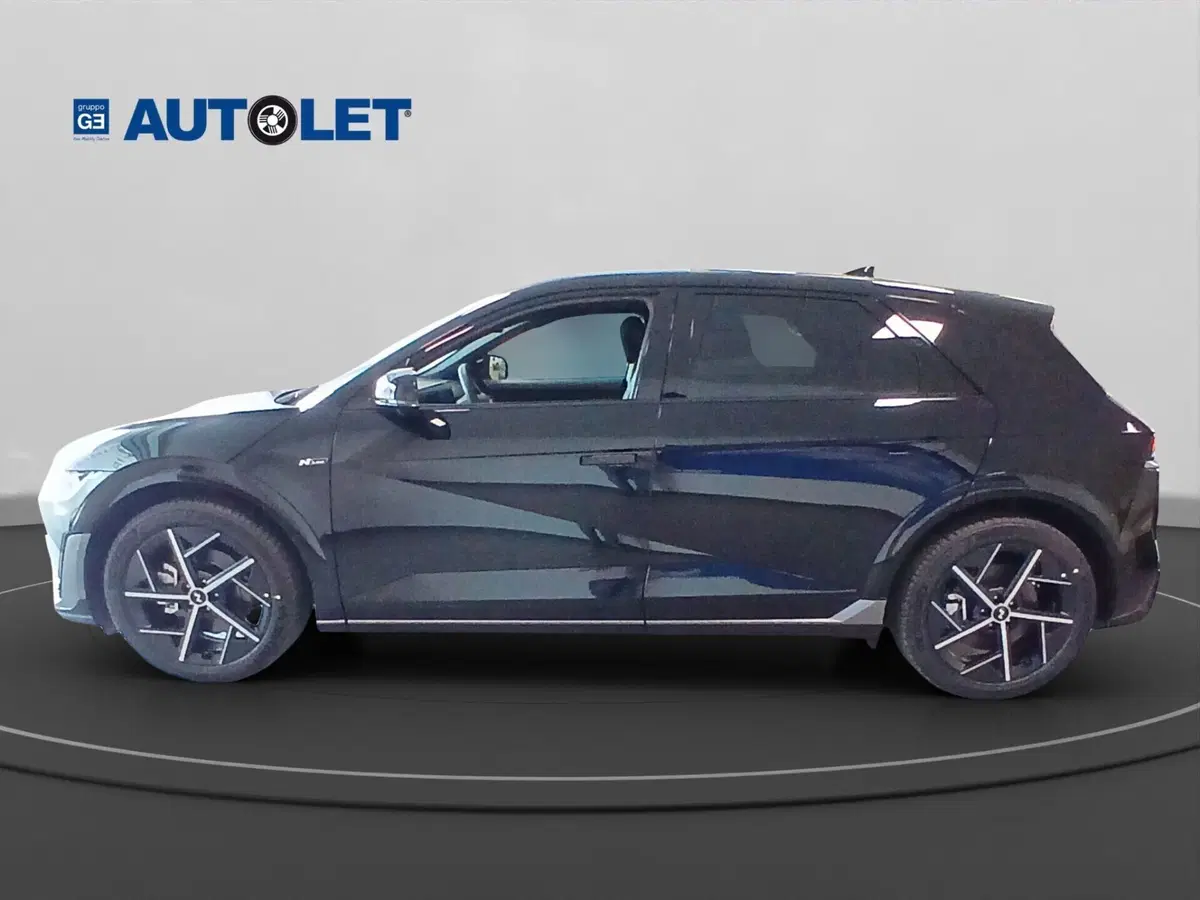 Hyundai Ioniq 5 nuova a Genova (5)