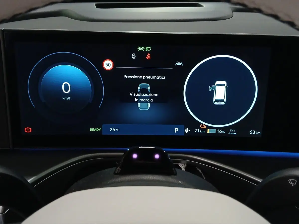 Hyundai Ioniq 9 nuova a Genova (13)