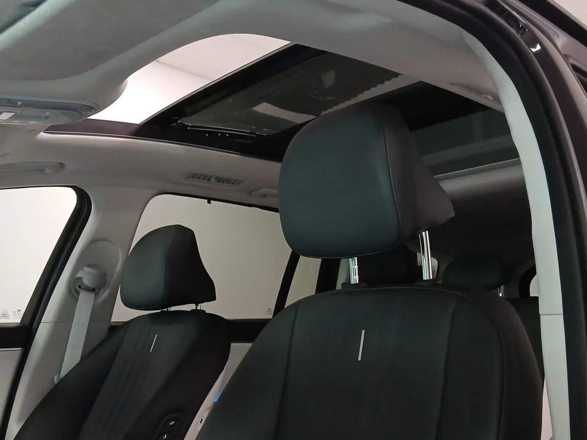 Hyundai Ioniq 9 nuova a Genova (19)