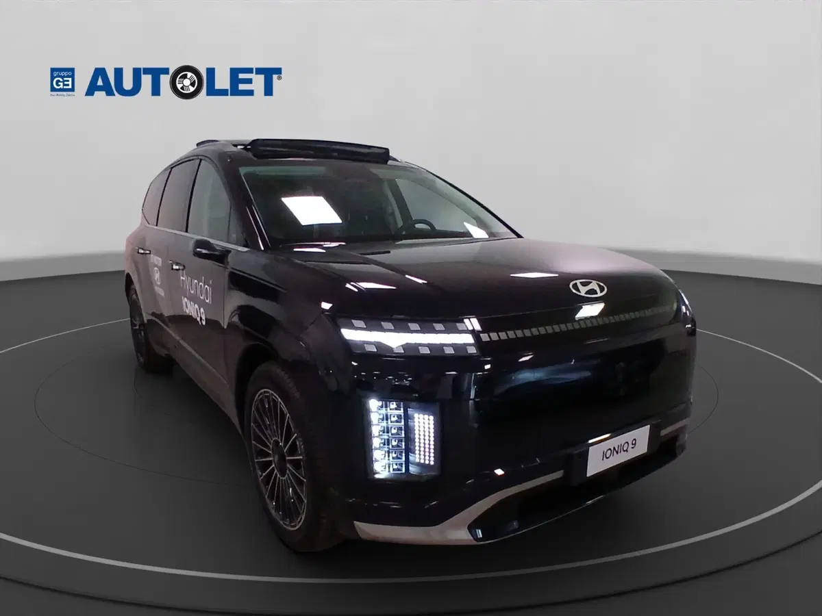 Hyundai Ioniq 9 nuova a Genova (3)