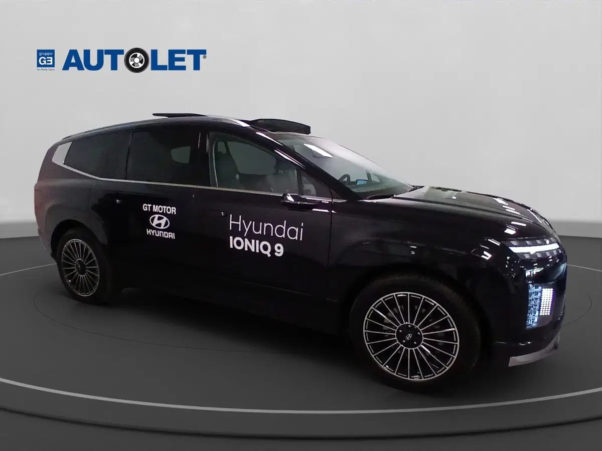 Hyundai Ioniq 9 nuova a Genova (4)